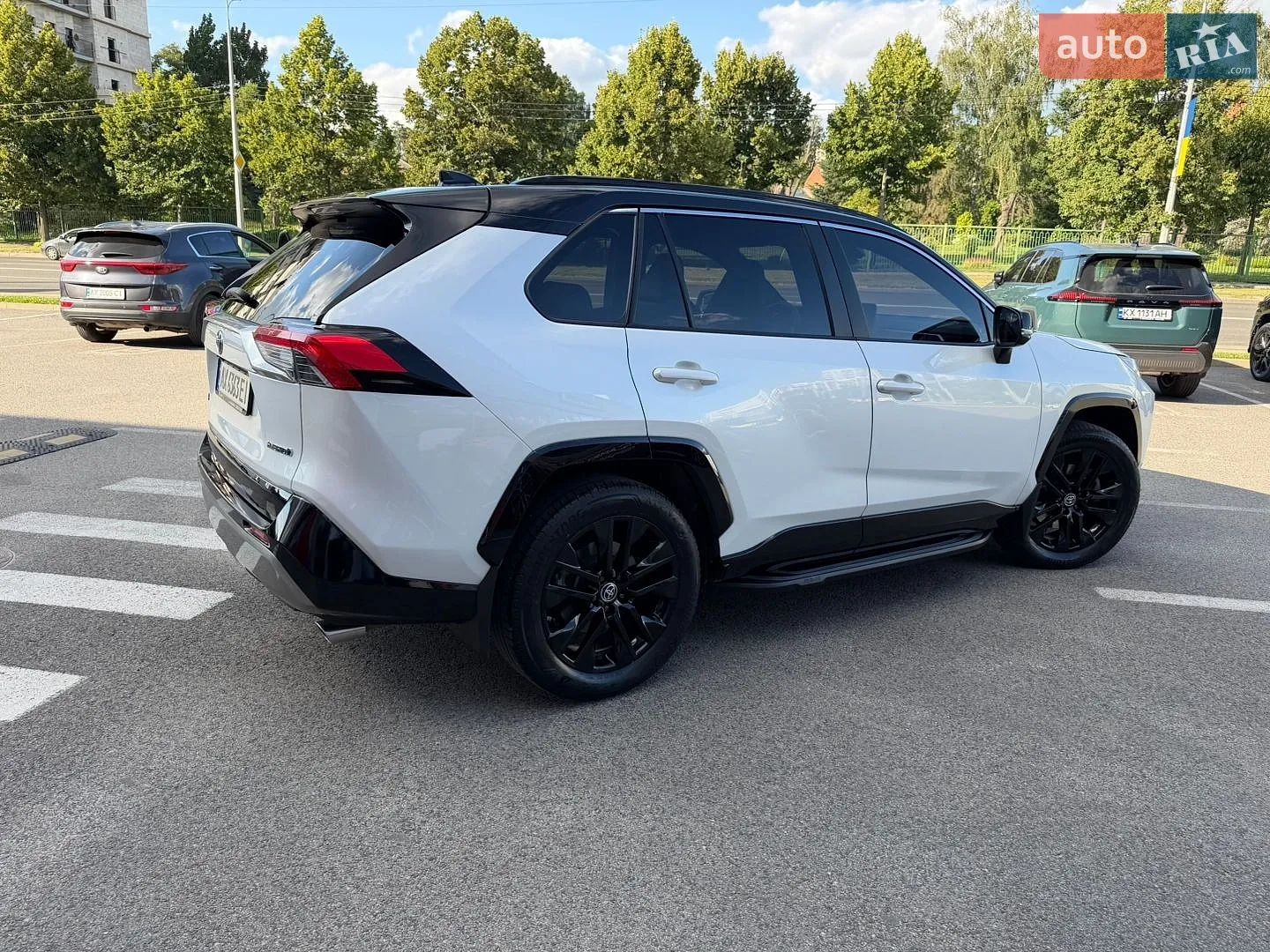 Toyota RAV4, 2023