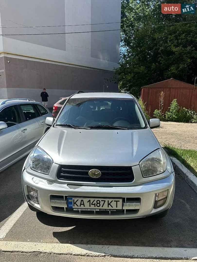 Toyota RAV4, 2003
