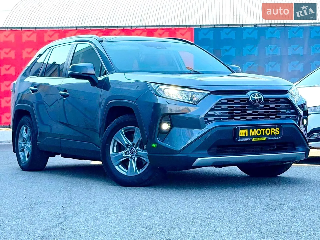 Toyota RAV4, 2023