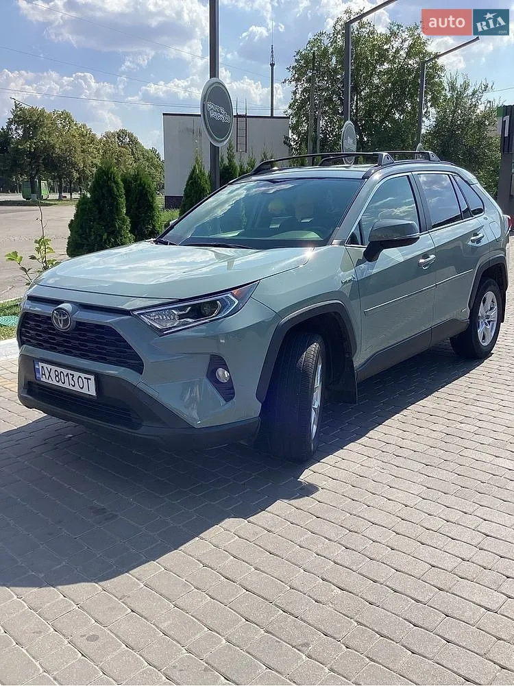 Toyota RAV4, 2021