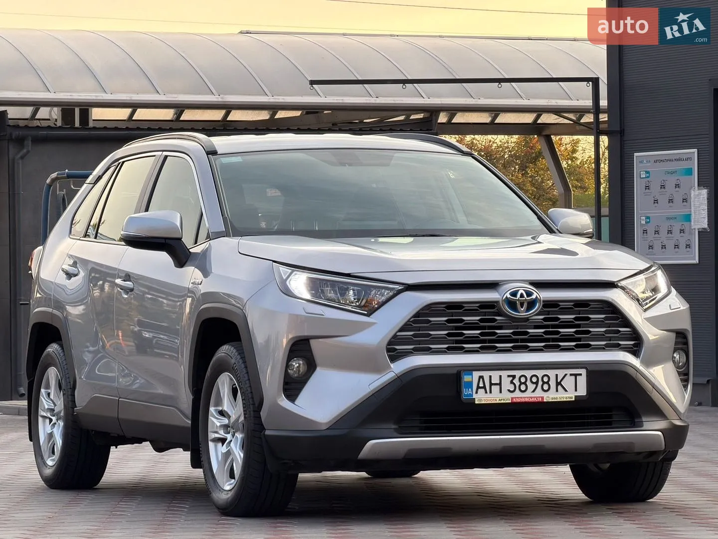 Toyota RAV4, 2019