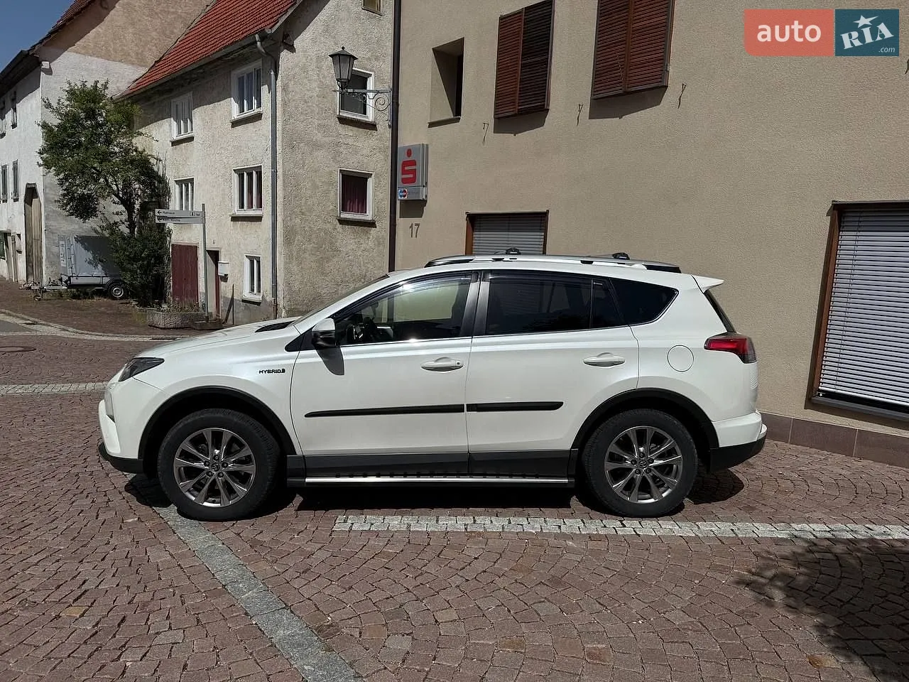 Toyota RAV4, 2016