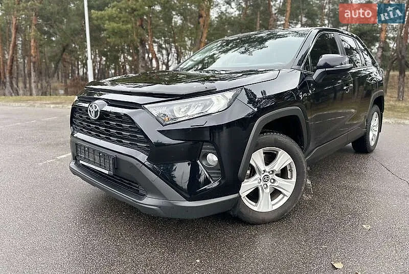 Toyota RAV4, 2021