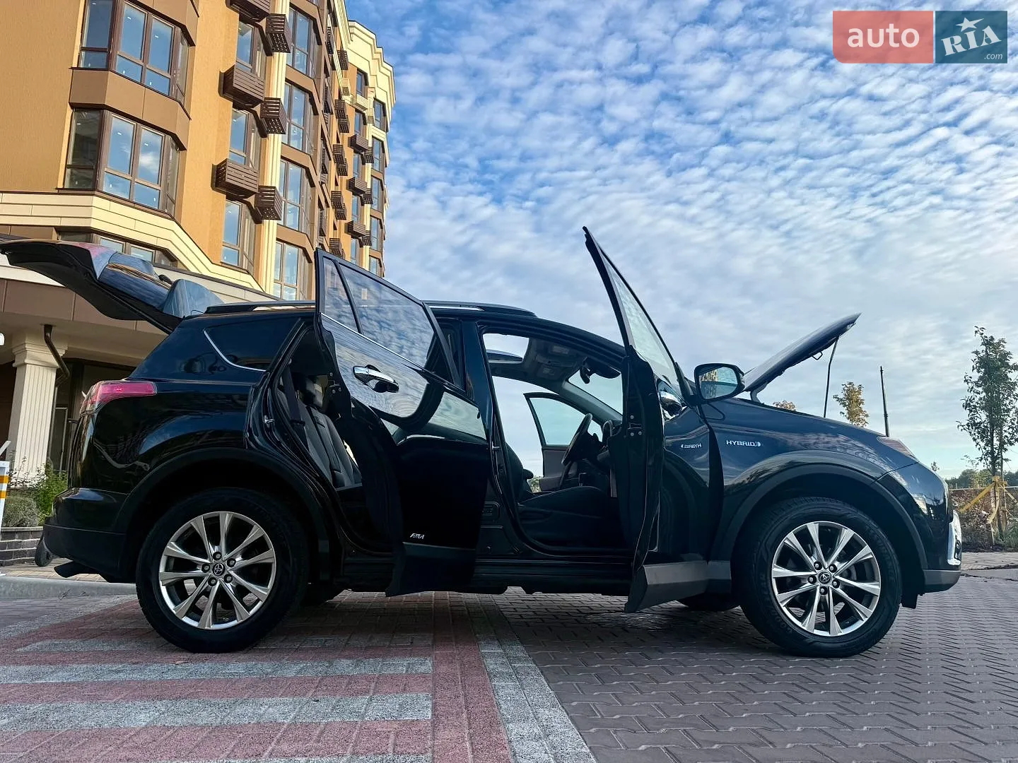 Toyota RAV4, 2017