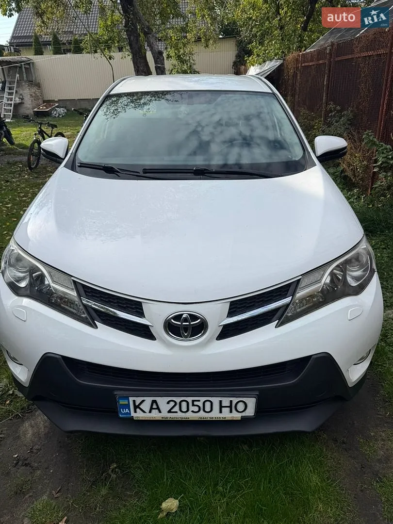 Toyota RAV4, 2013