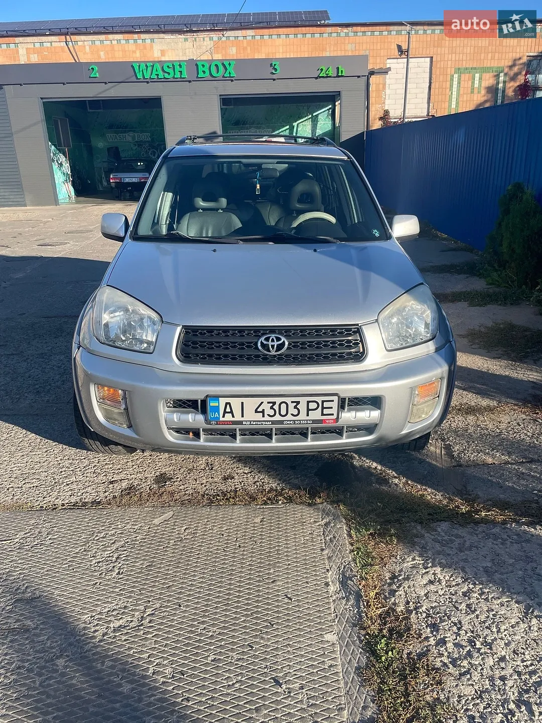 Toyota RAV4, 2001