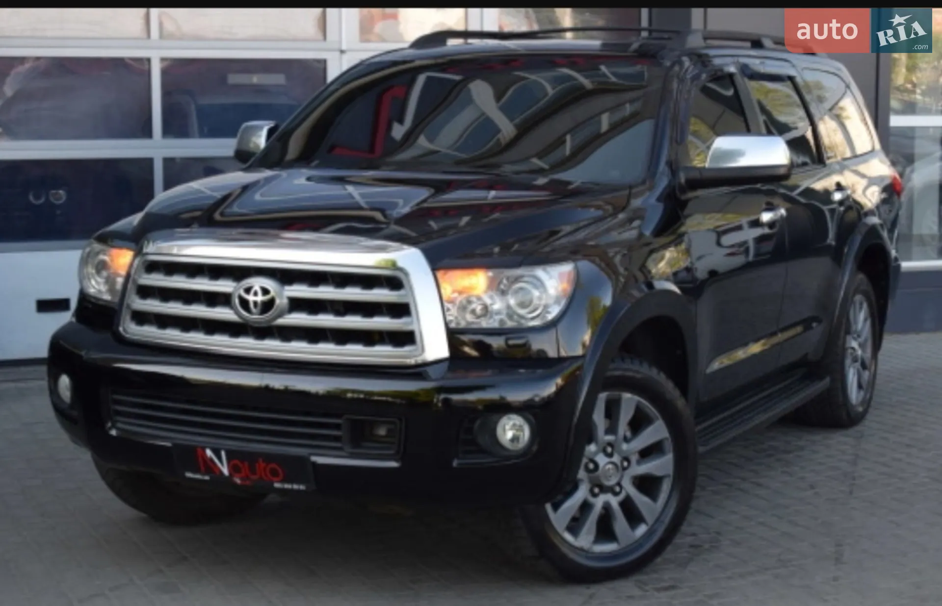 Toyota Sequoia, 2014
