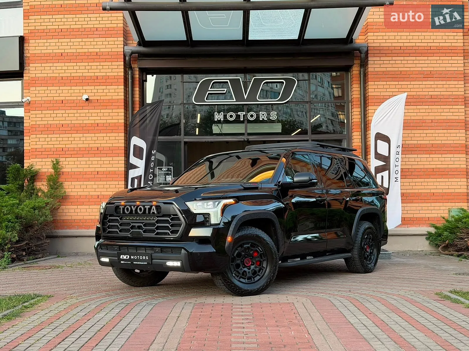 Toyota Sequoia, 2023
