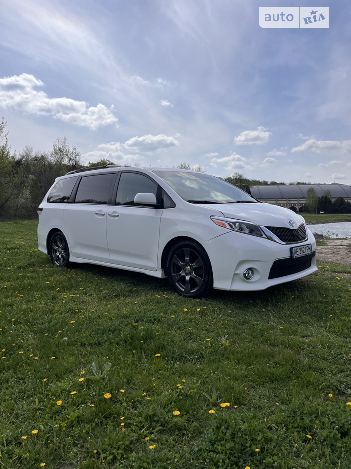 Toyota Sienna, 2016