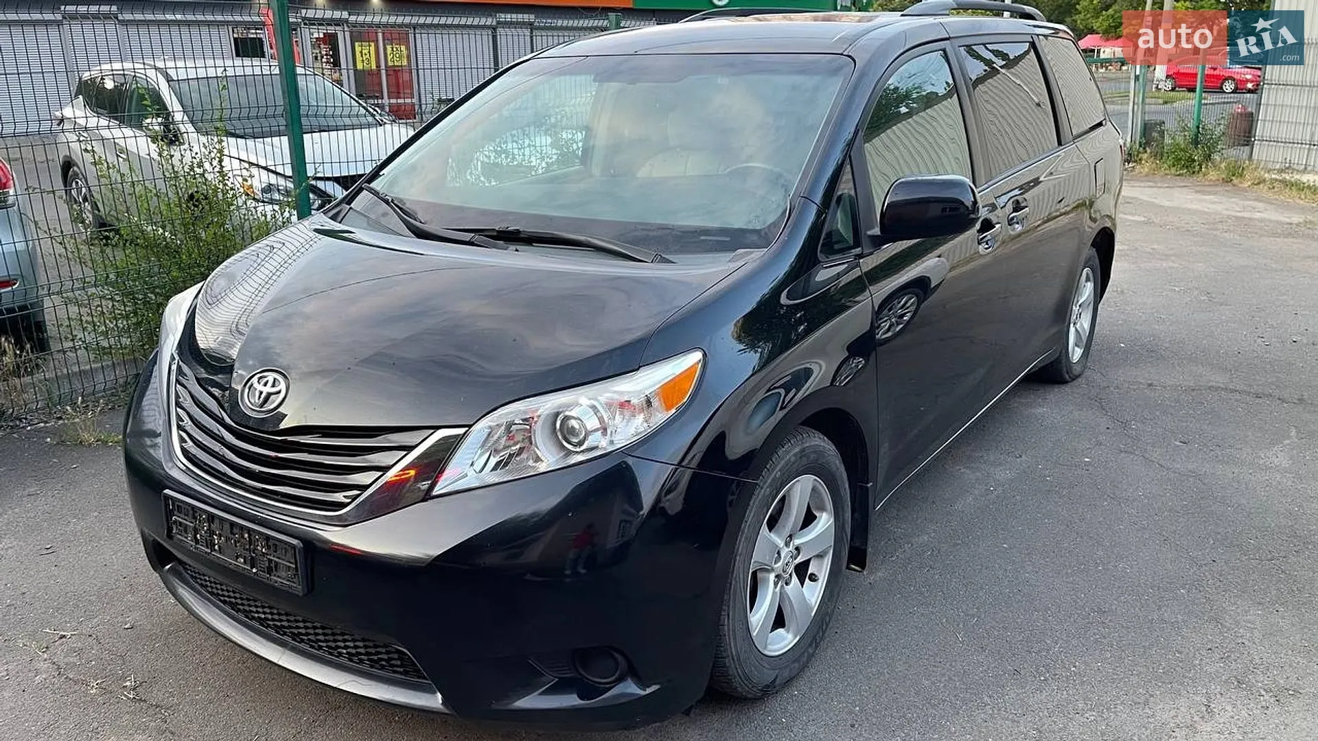 Toyota Sienna, 2015