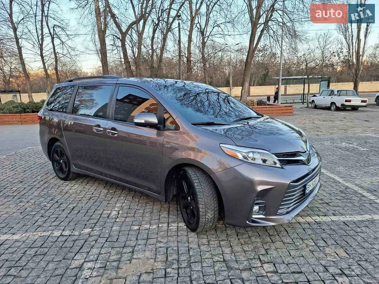 Toyota Sienna, 2019