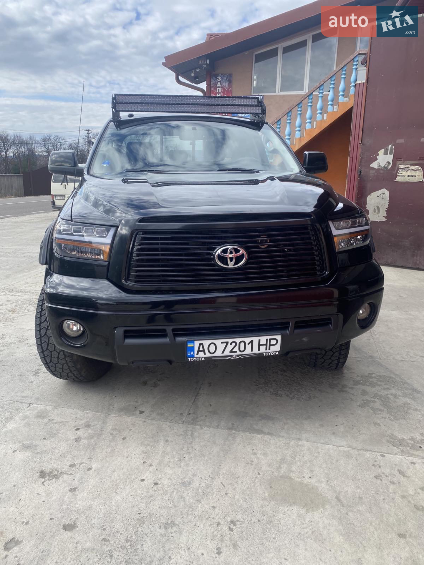 Toyota Tundra 2012 — 1