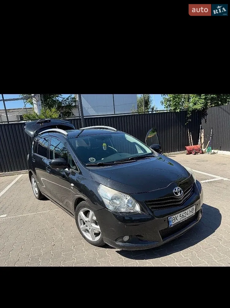 Toyota Verso, 2012