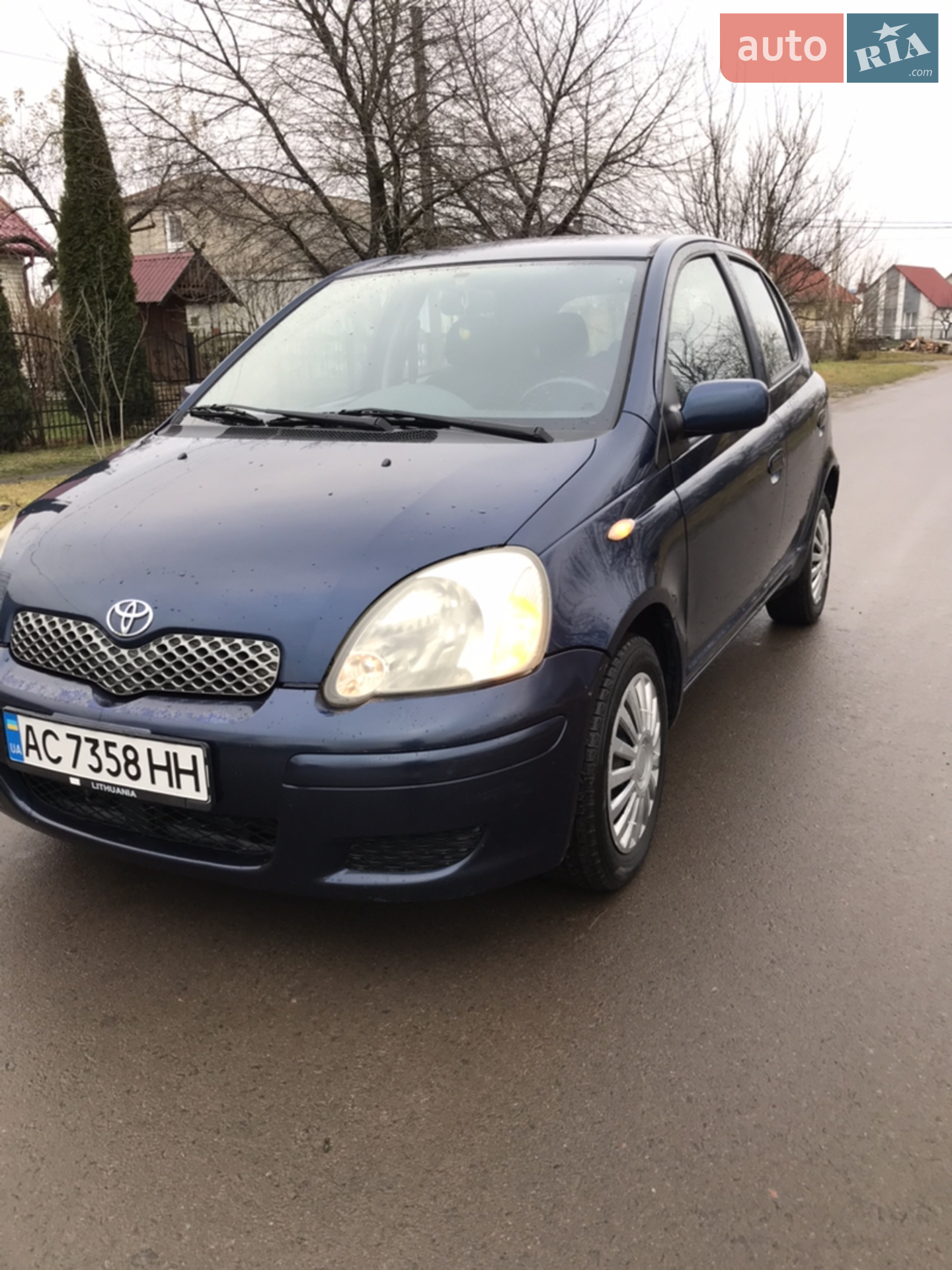 Toyota Yaris, 2003