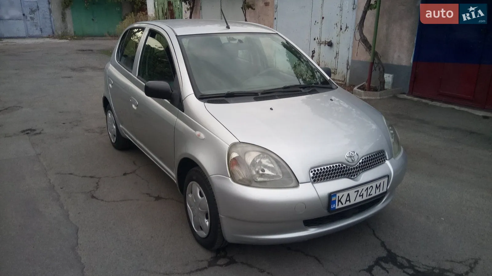 Toyota Yaris, 2001