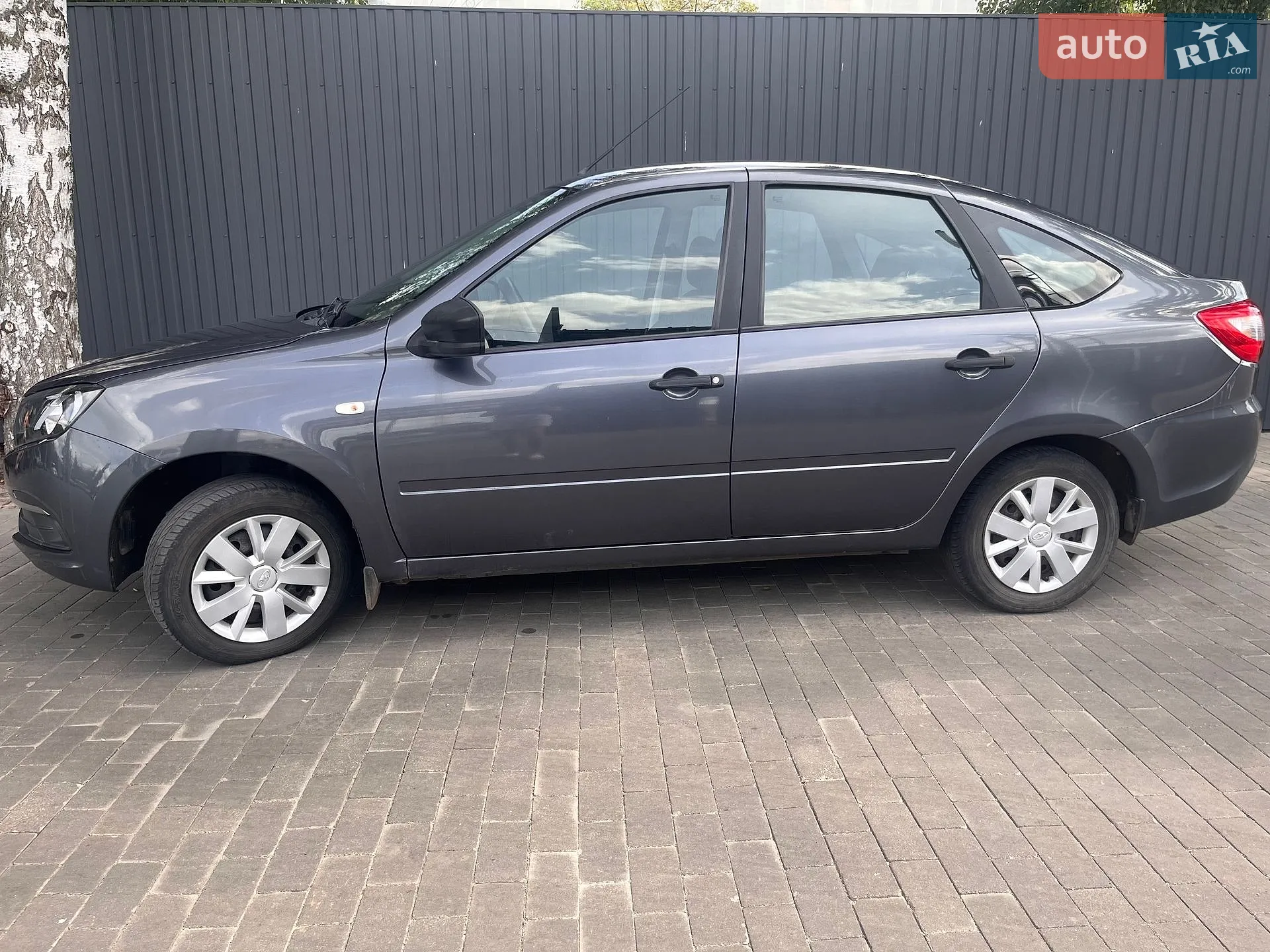 ВАЗ / Lada 2190 Granta, 2021