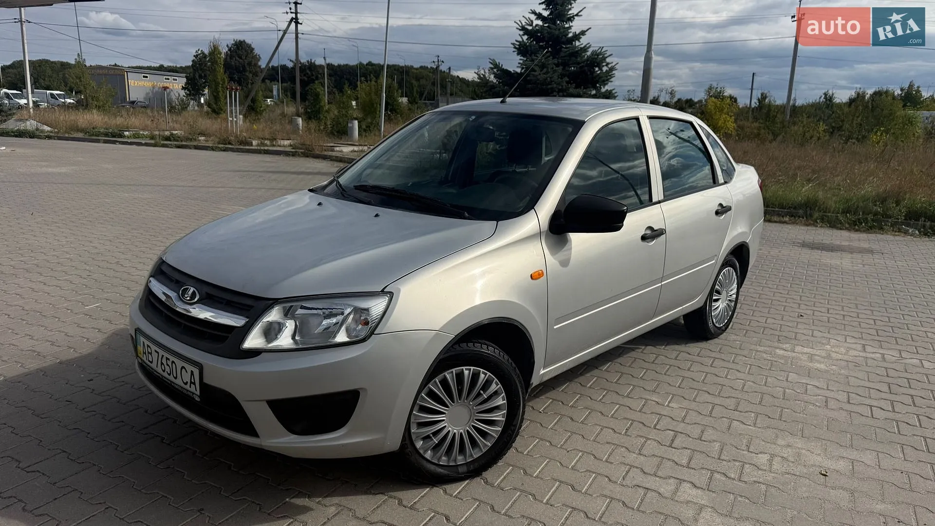 ВАЗ / Lada 2190 Granta, 2014