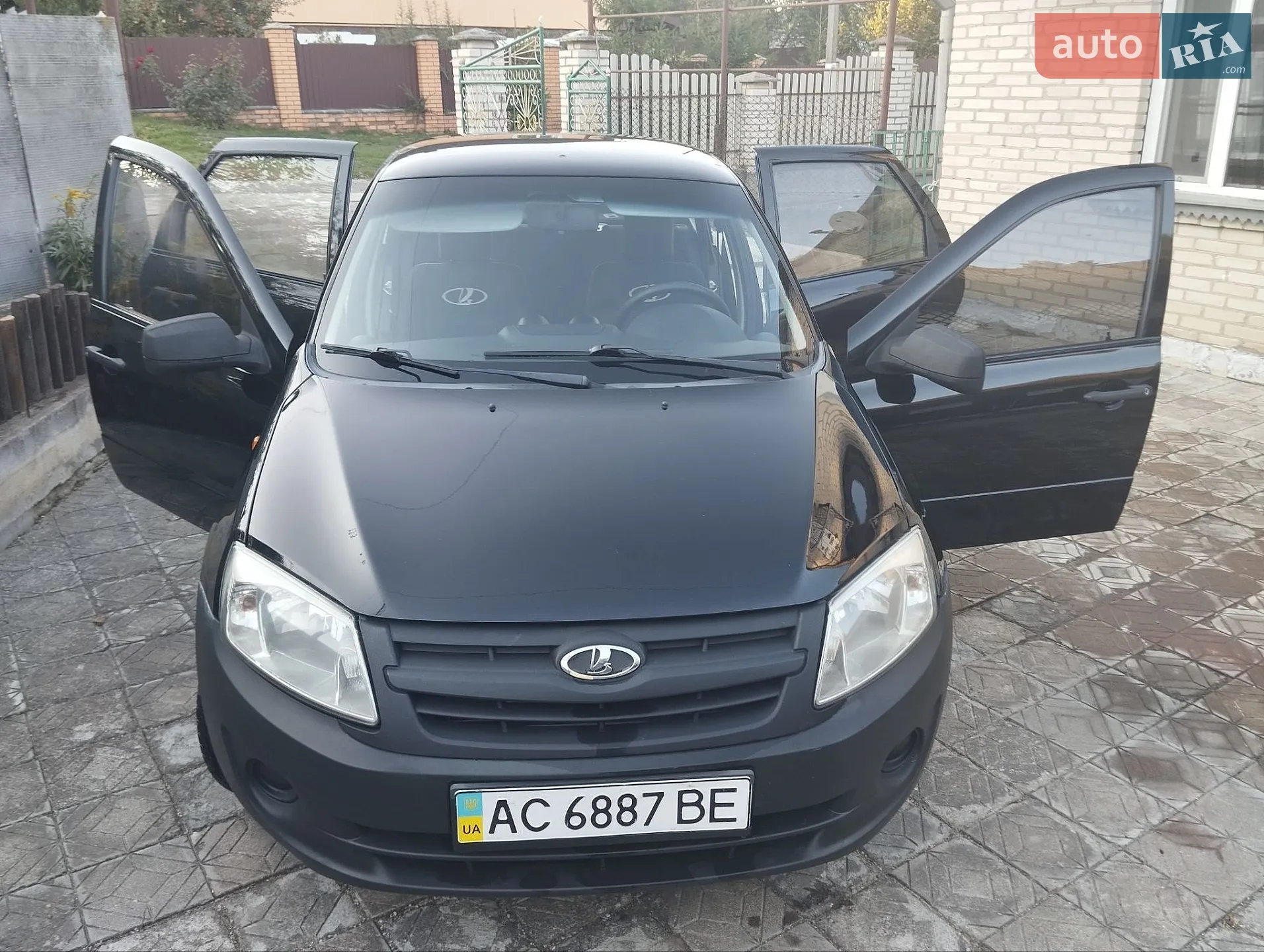 ВАЗ / Lada 2190 Granta, 2012