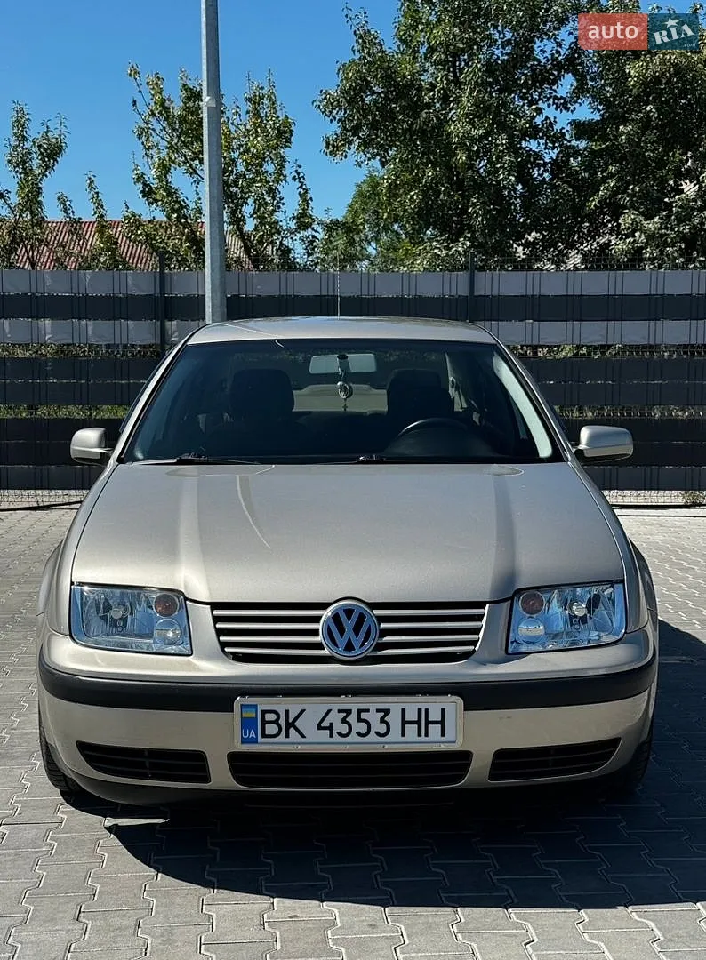 Volkswagen Bora, 2004