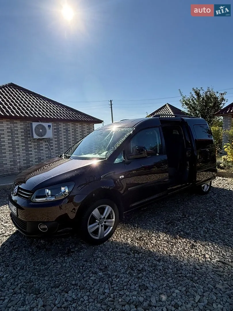 Volkswagen Caddy, 2011