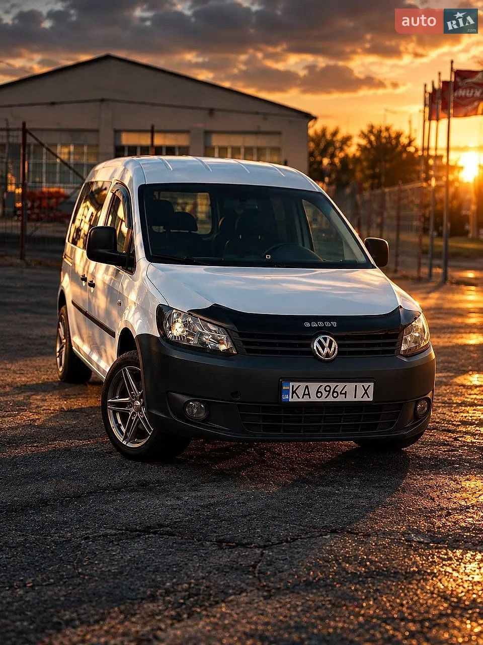 Volkswagen Caddy, 2011