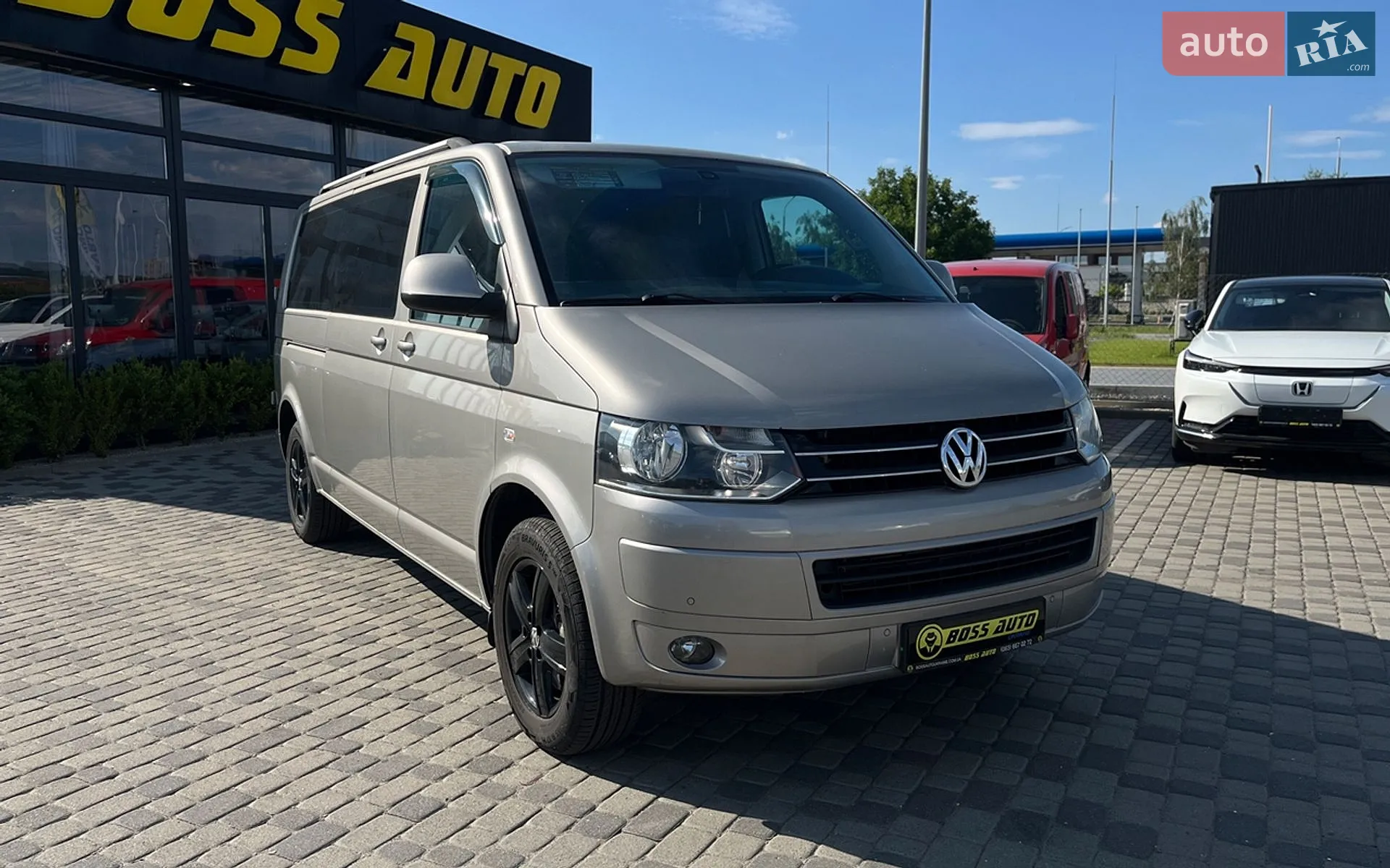 Volkswagen Caravelle, 2012
