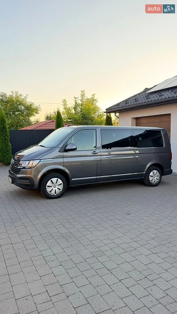 Volkswagen Caravelle, 2023