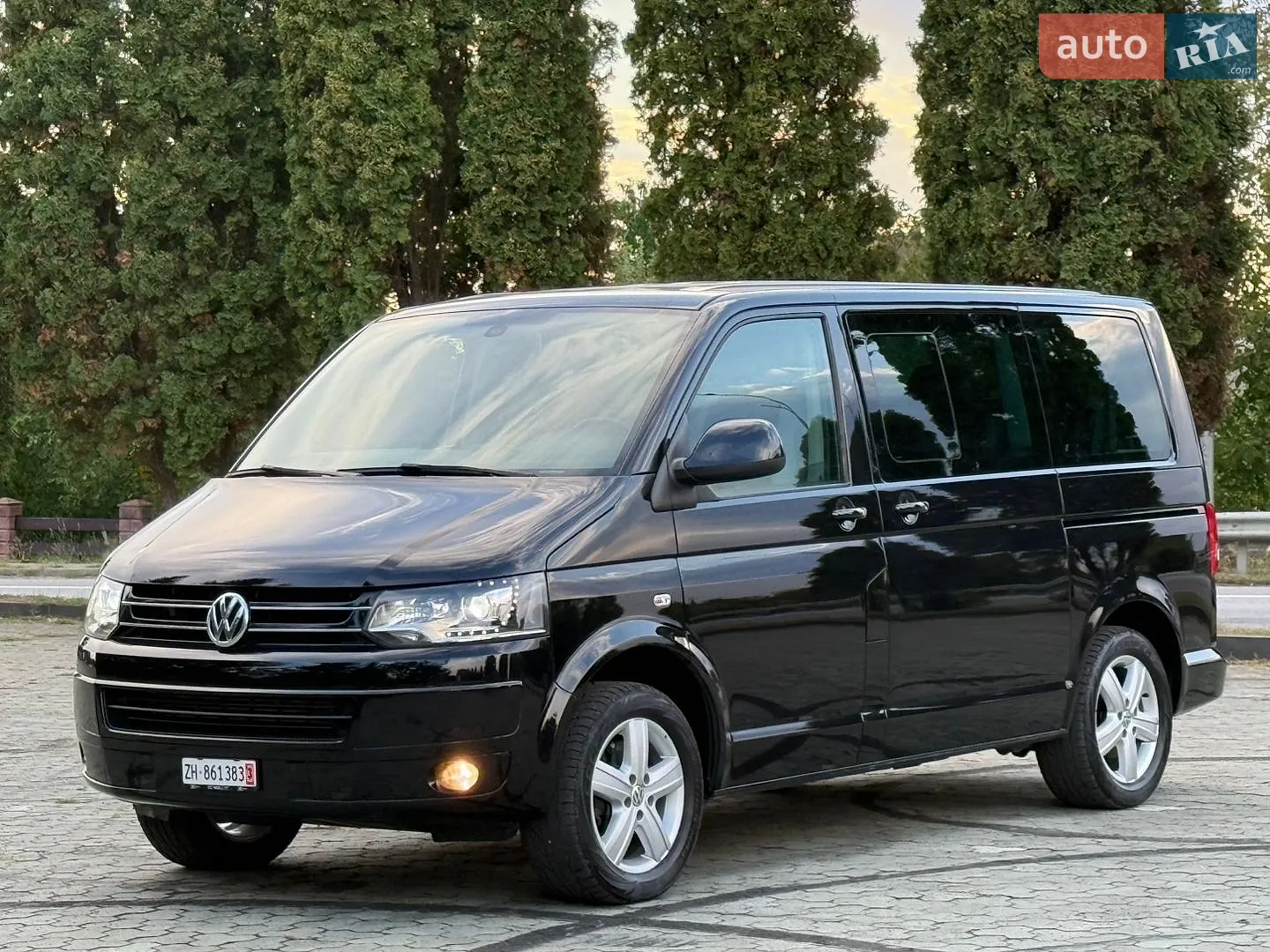 Volkswagen Caravelle, 2014