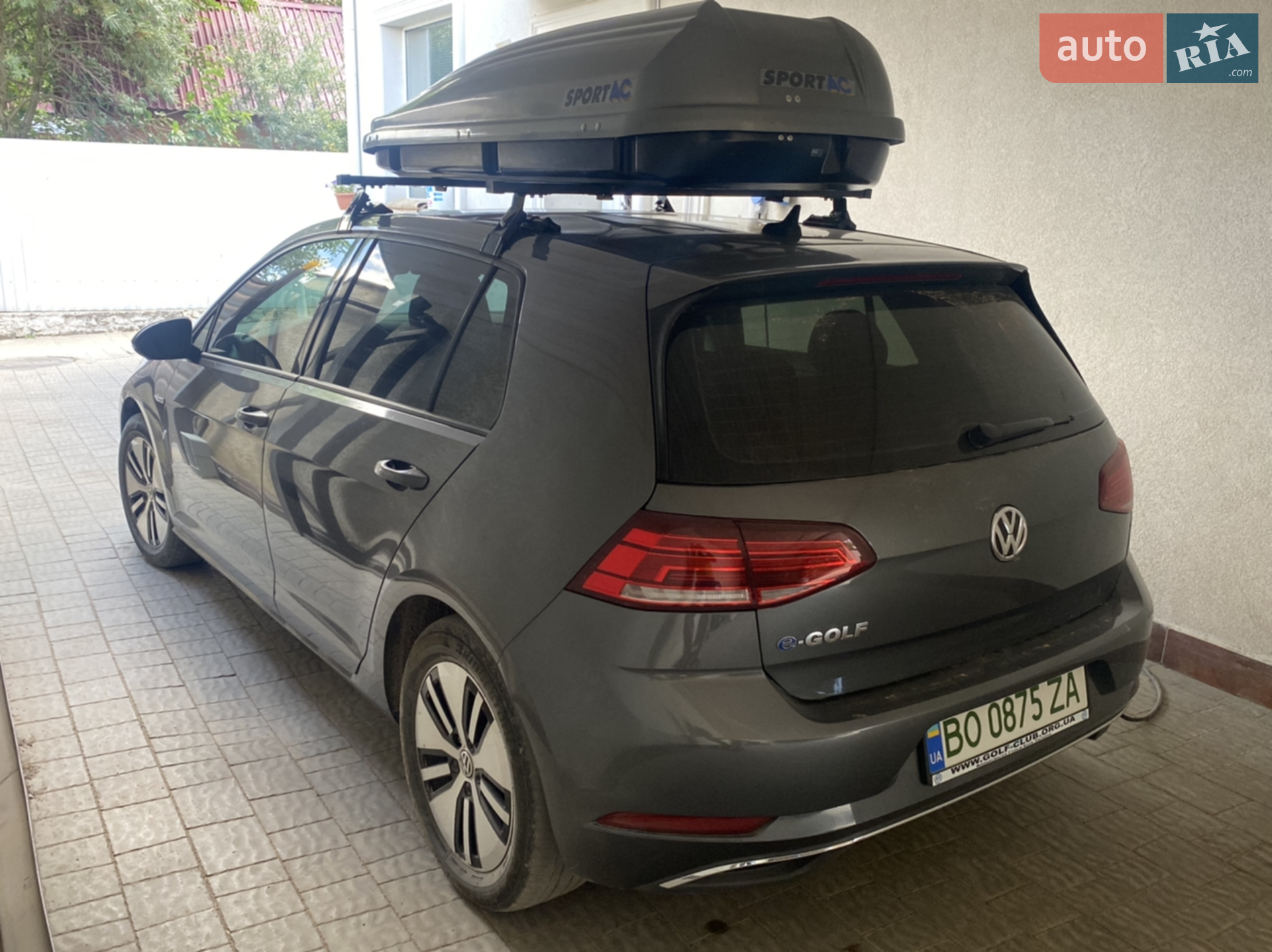 Volkswagen e-Golf, 2017