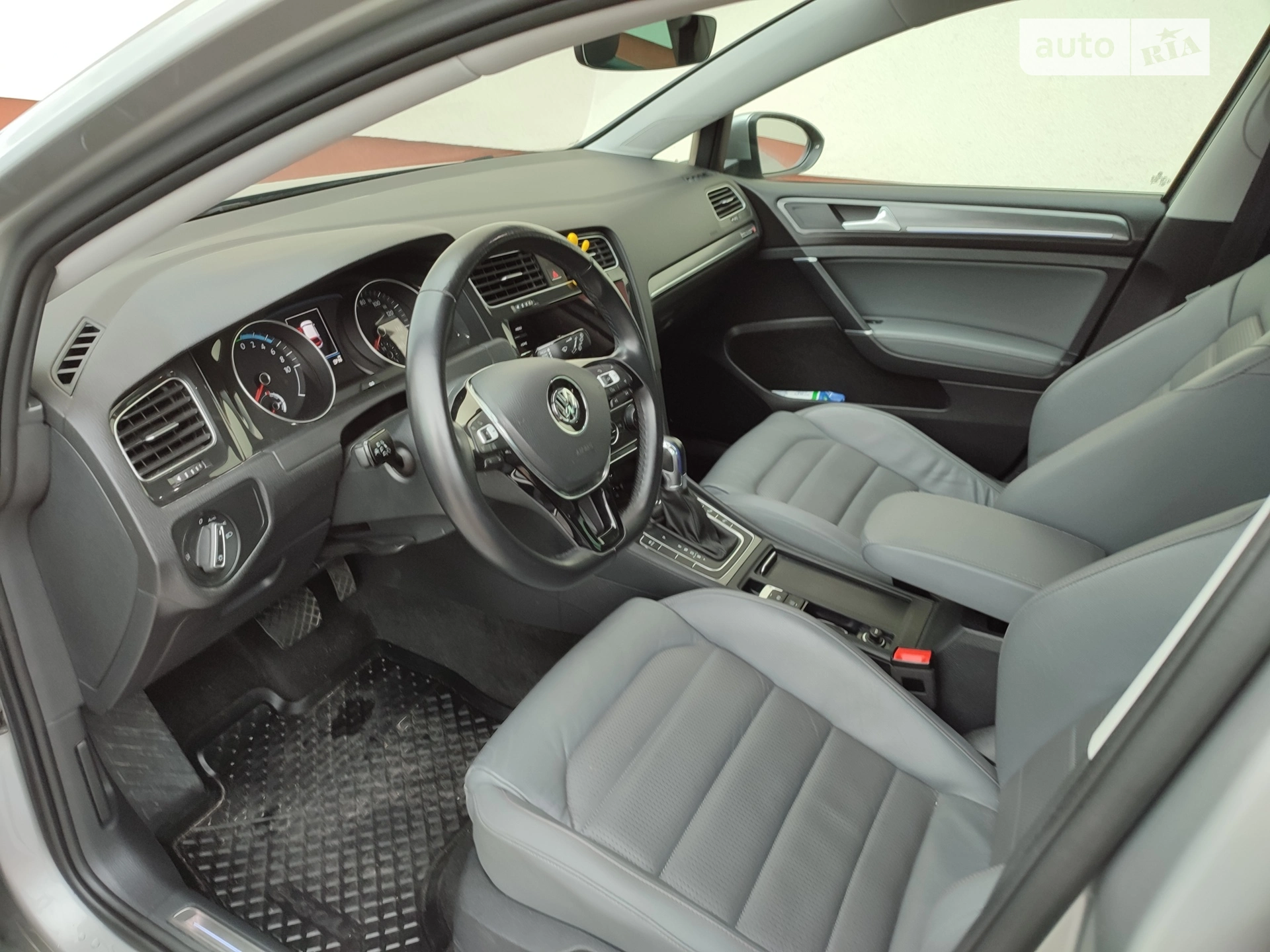 Volkswagen e-Golf, 2018