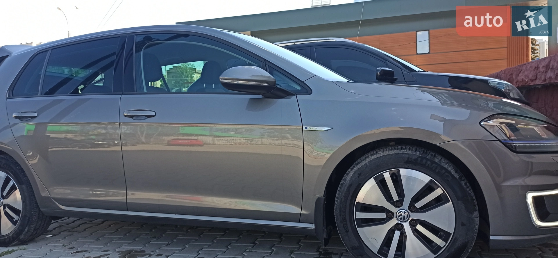 Volkswagen e-Golf, 2016