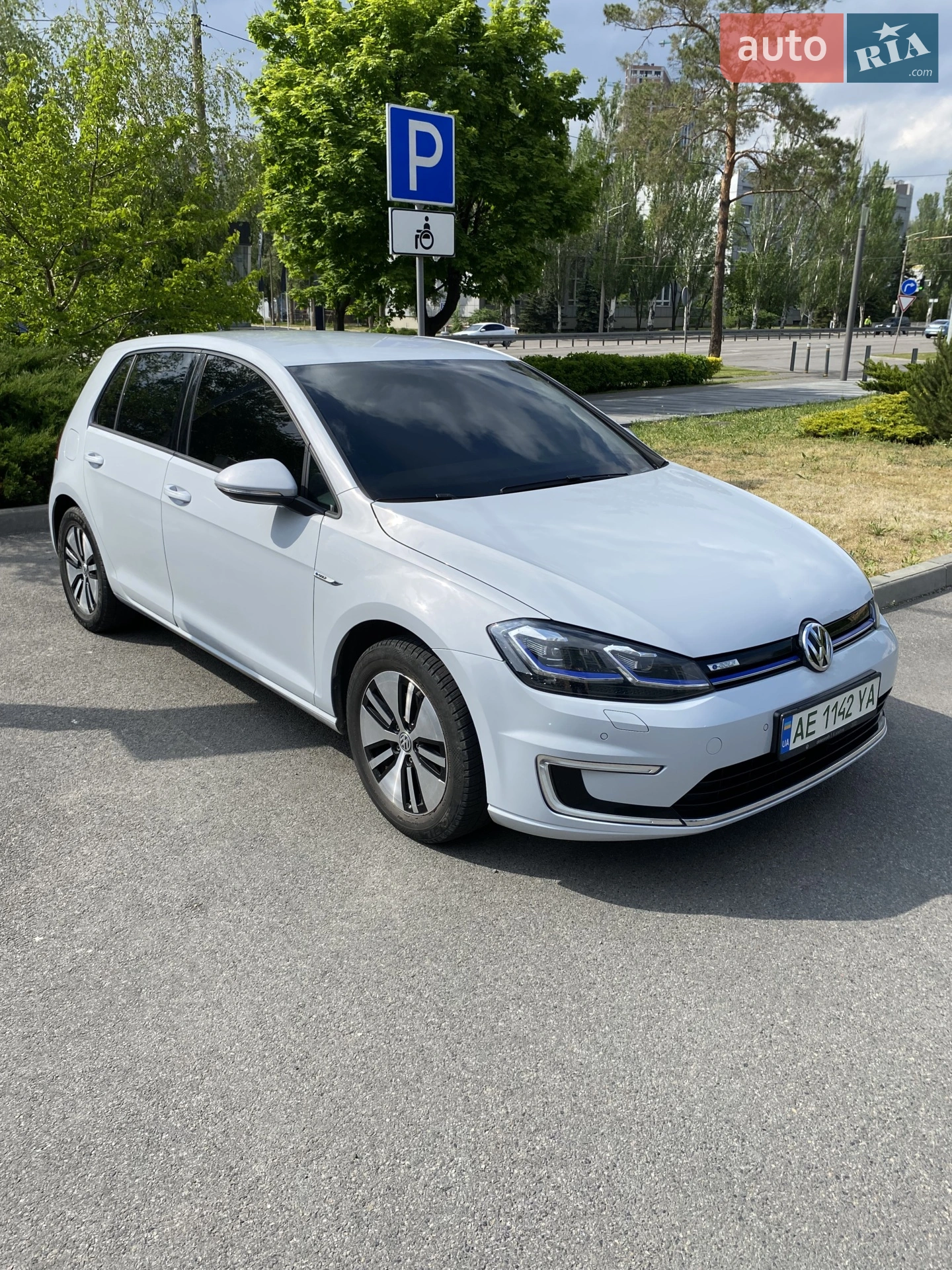 Volkswagen e-Golf, 2018
