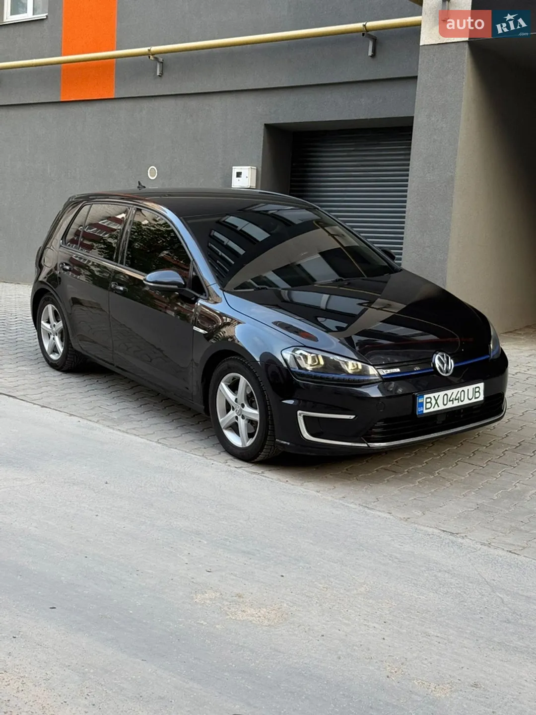 Volkswagen e-Golf, 2015