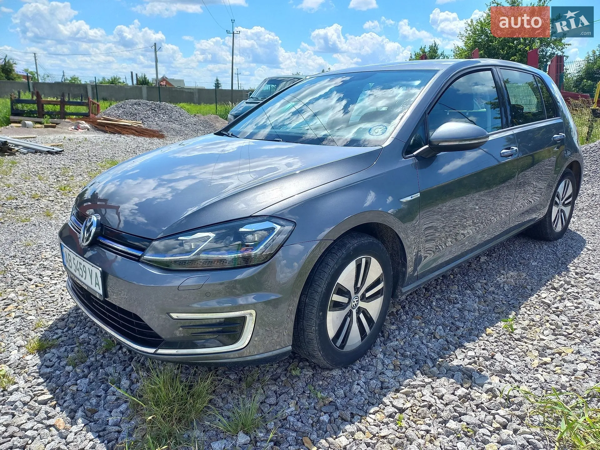 Volkswagen e-Golf, 2017