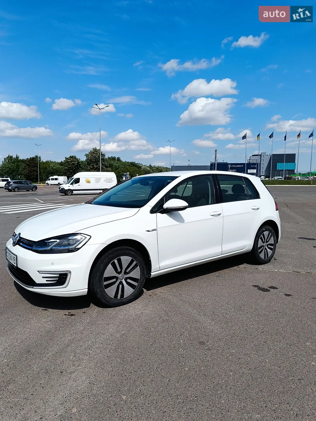 Volkswagen e-Golf, 2019