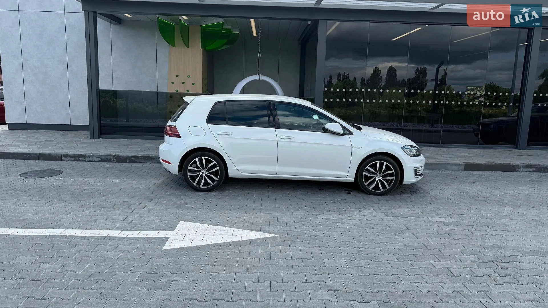 Volkswagen e-Golf, 2020