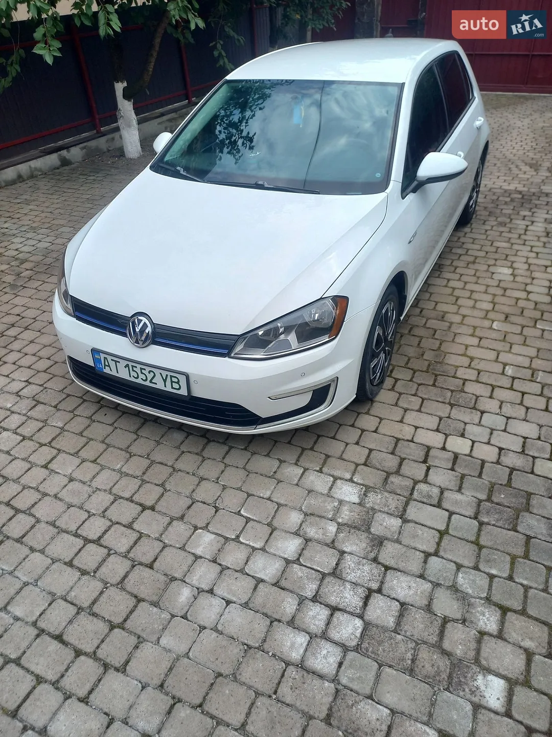 Volkswagen e-Golf, 2014