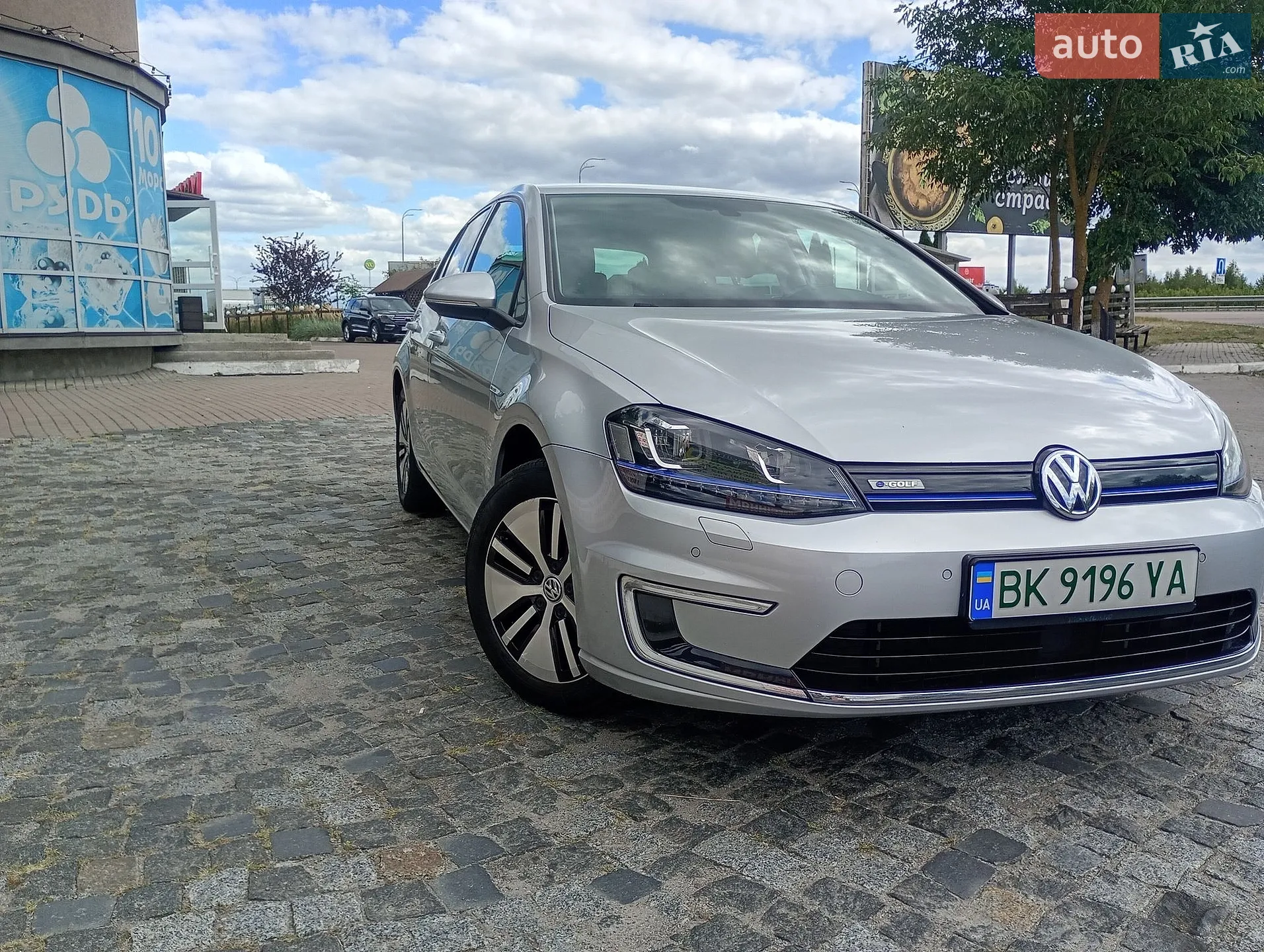 Volkswagen e-Golf, 2016