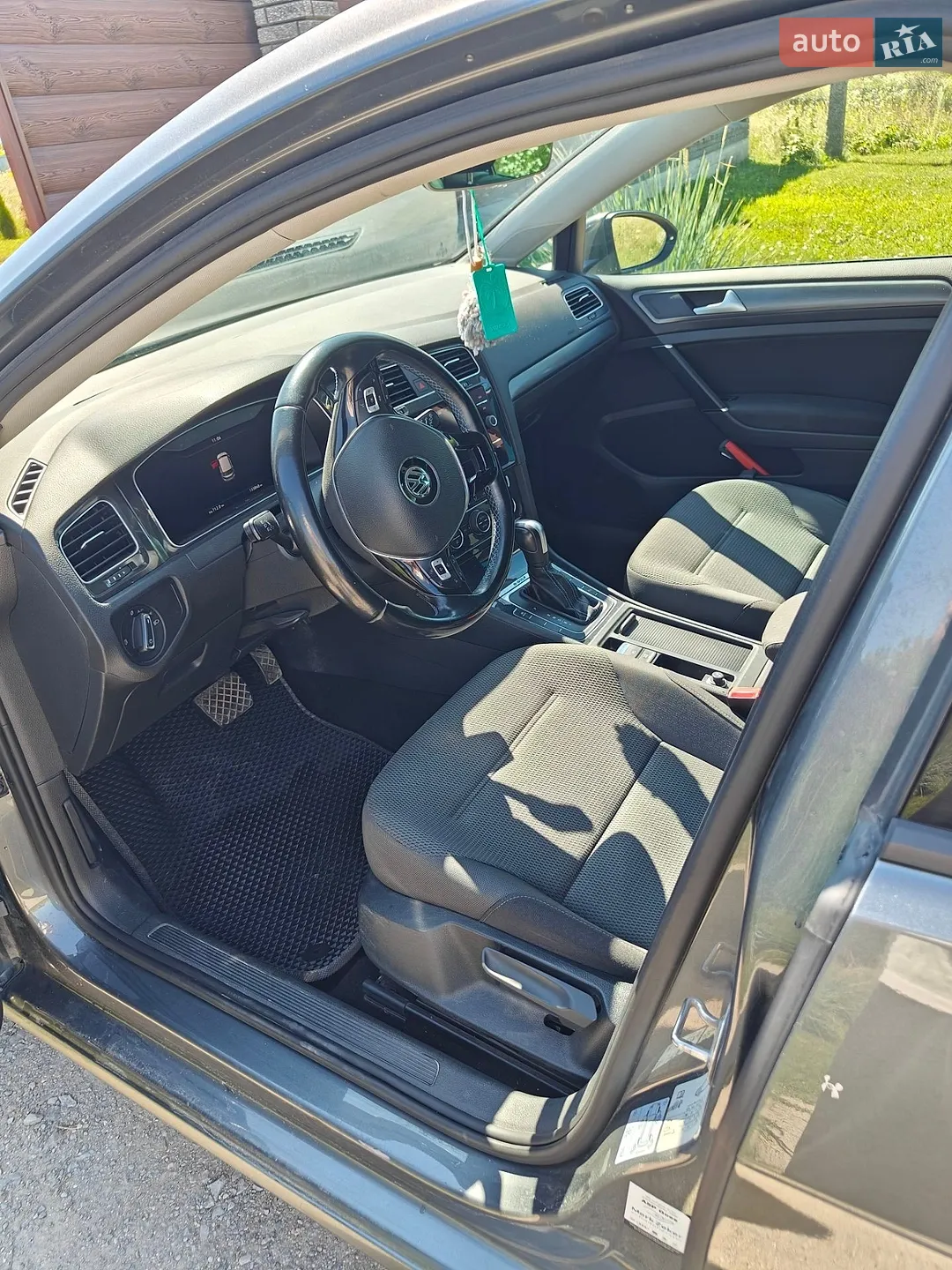 Volkswagen e-Golf, 2020