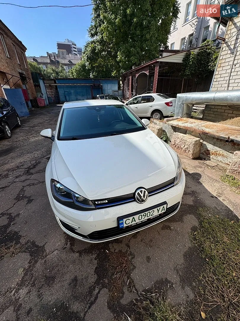 Volkswagen e-Golf, 2018