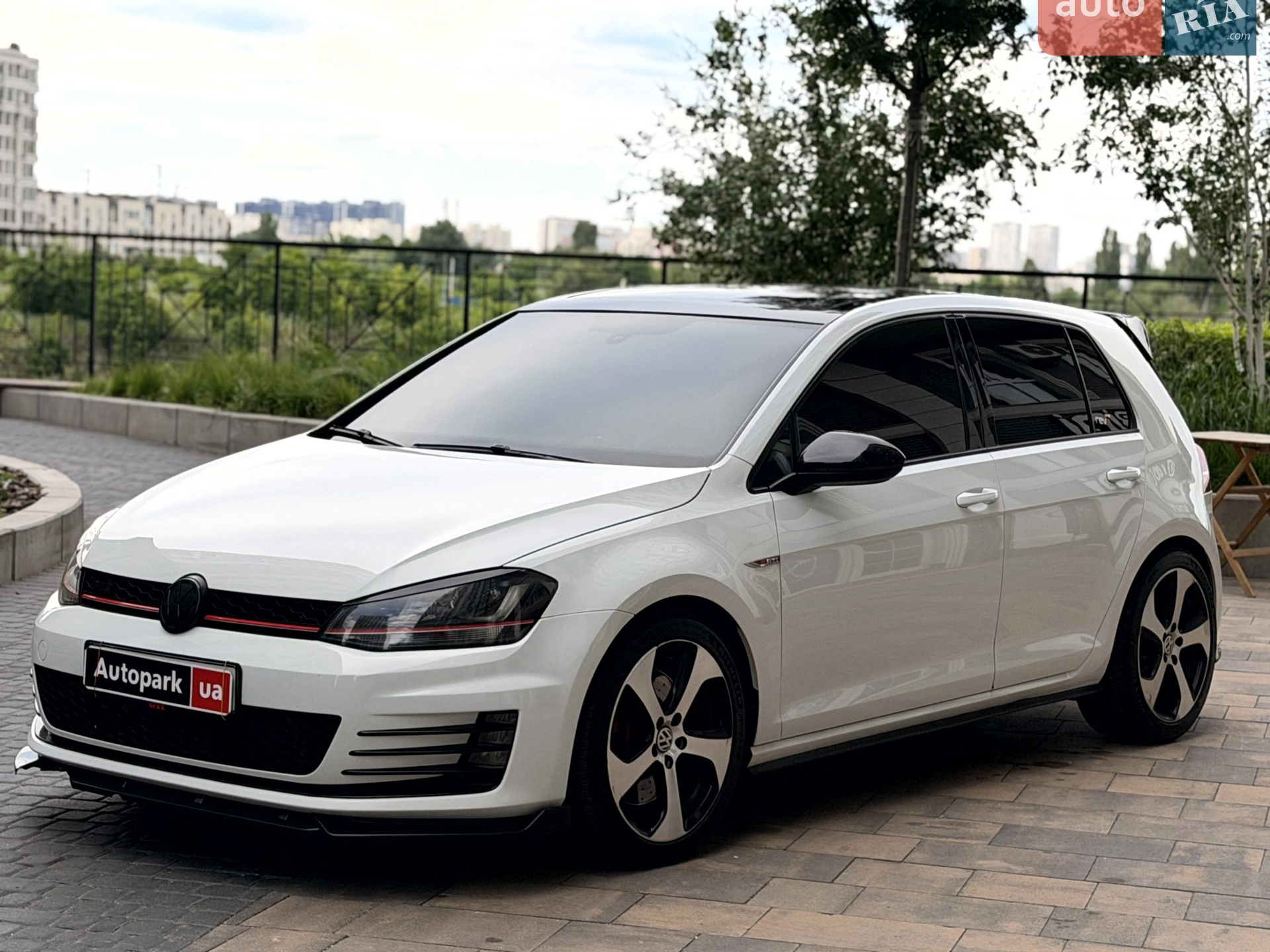 Volkswagen Golf GTI, 2014