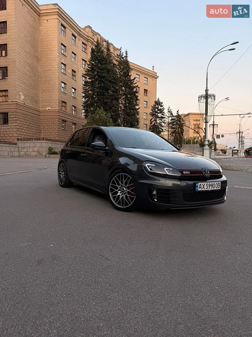 Volkswagen Golf GTI, 2013