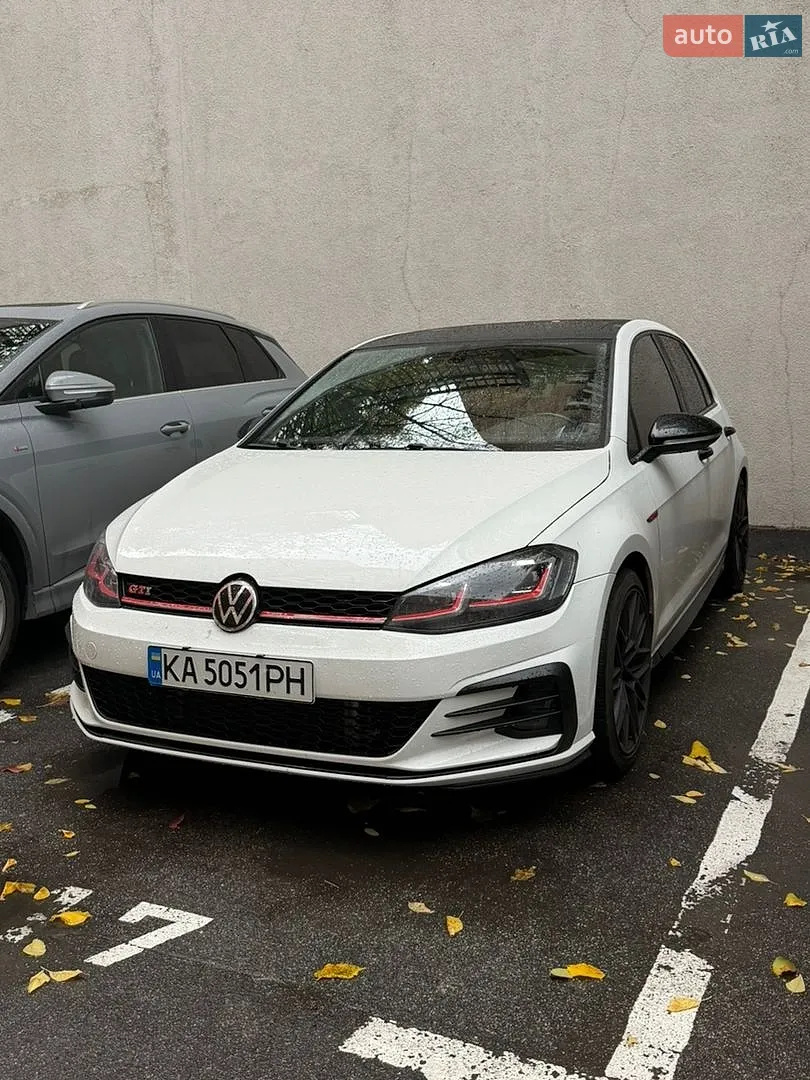 Volkswagen Golf GTI, 2019