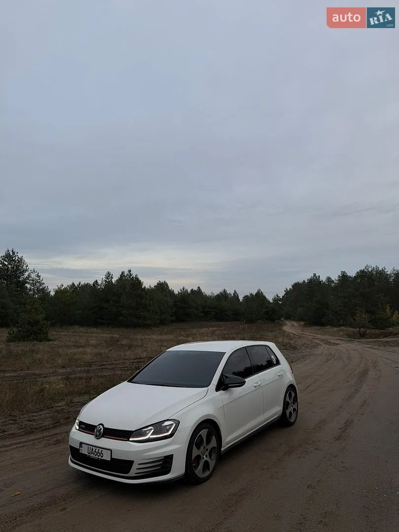 Volkswagen Golf GTI, 2015