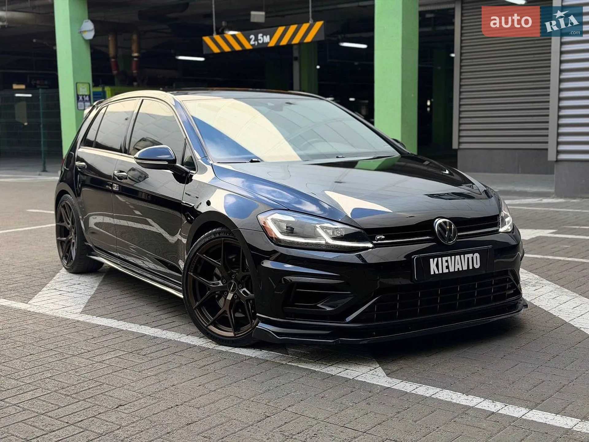 Volkswagen Golf R, 2018
