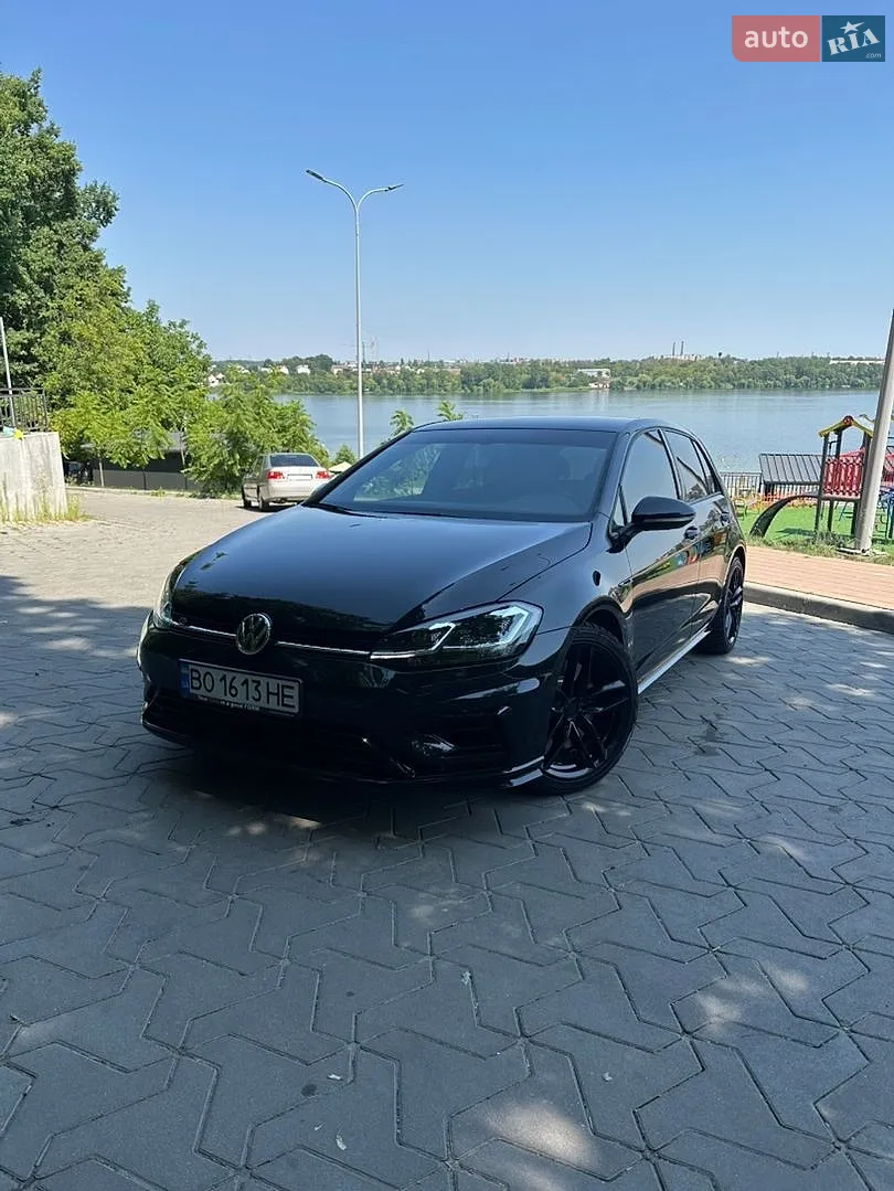 Volkswagen Golf R, 2018