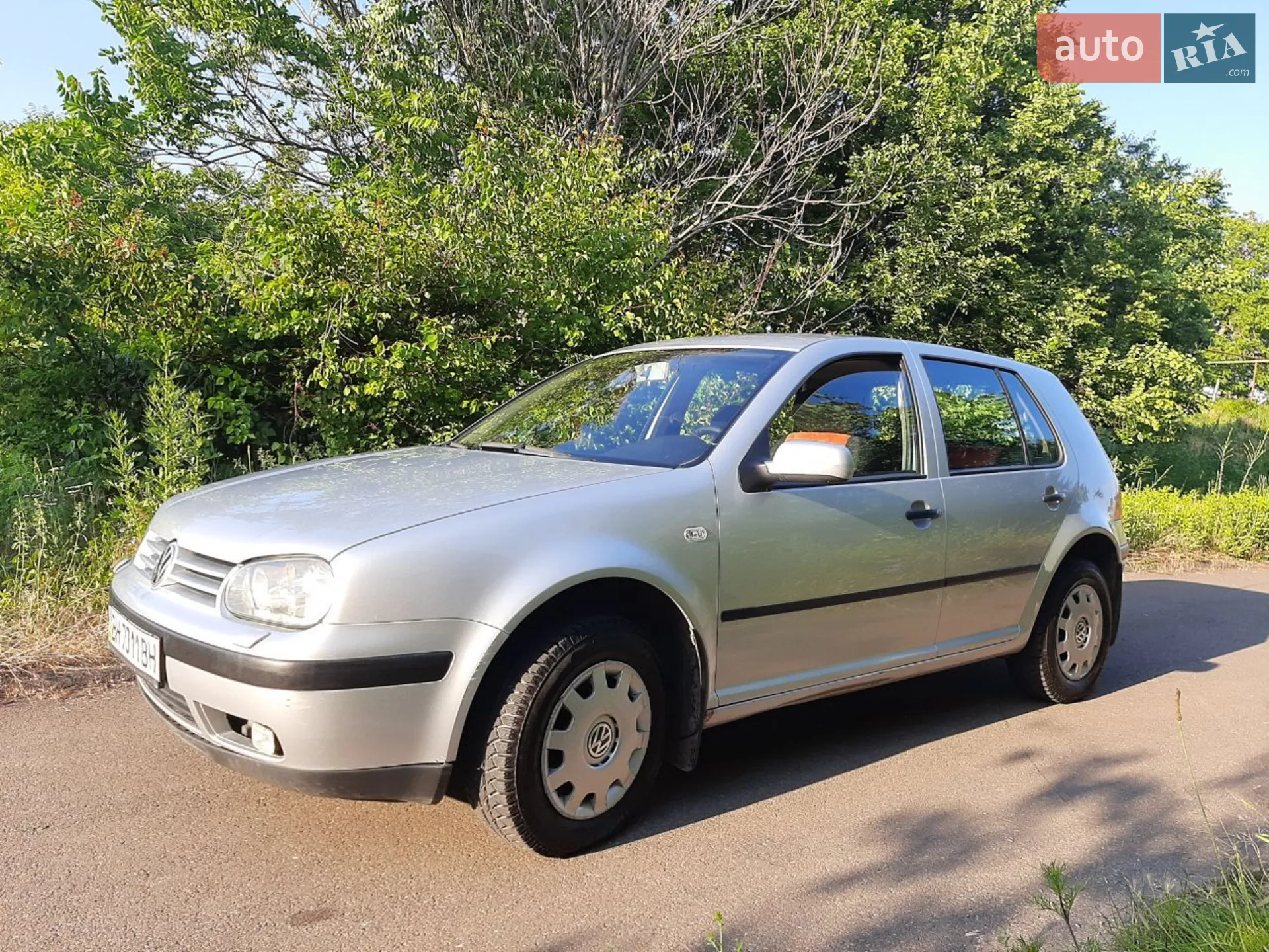 Volkswagen Golf, 2004