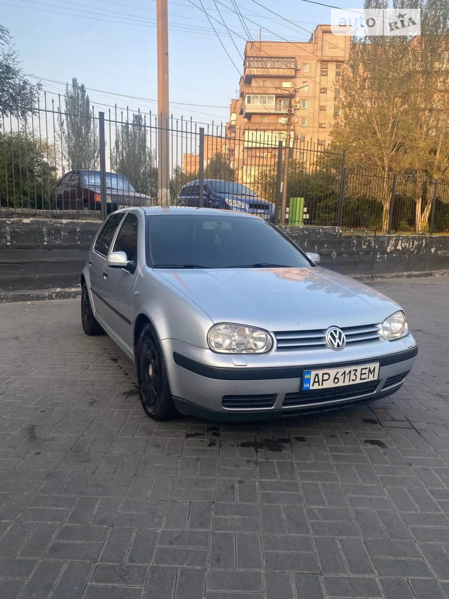 Volkswagen Golf, 2000