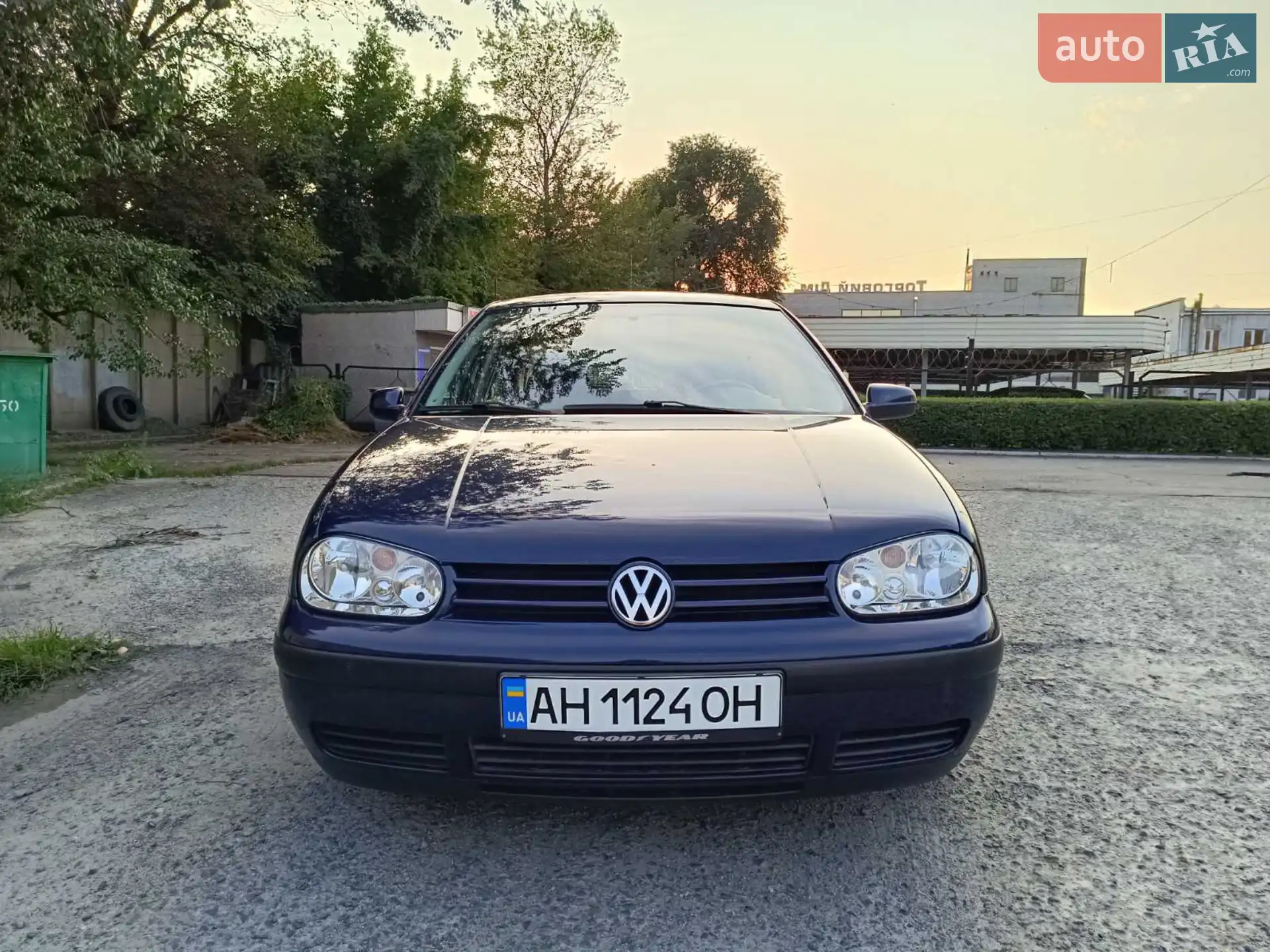Volkswagen Golf, 2001