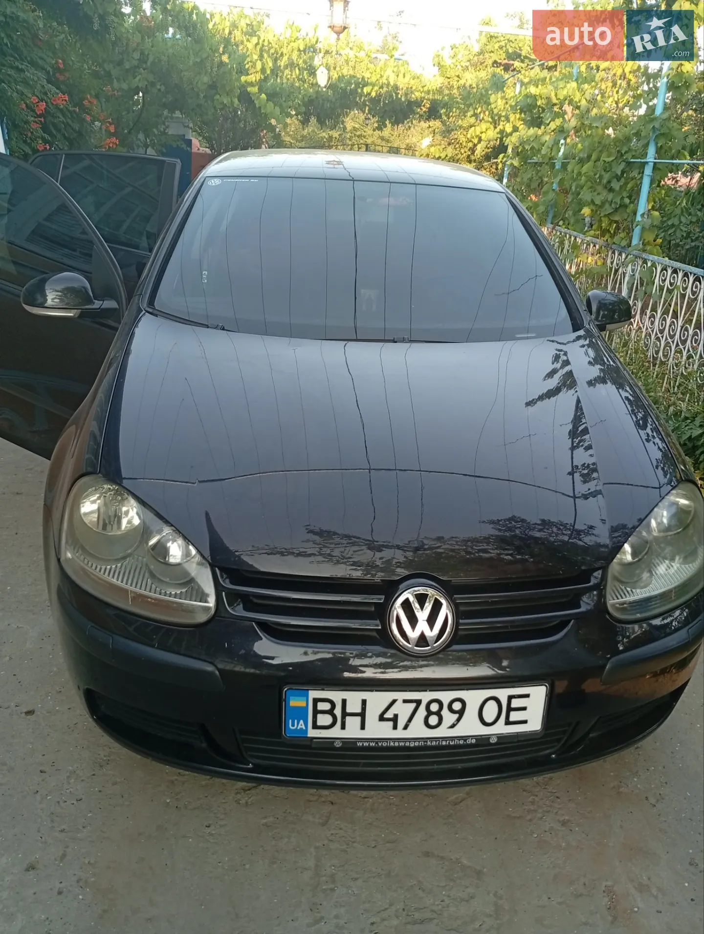 Volkswagen Golf, 2004